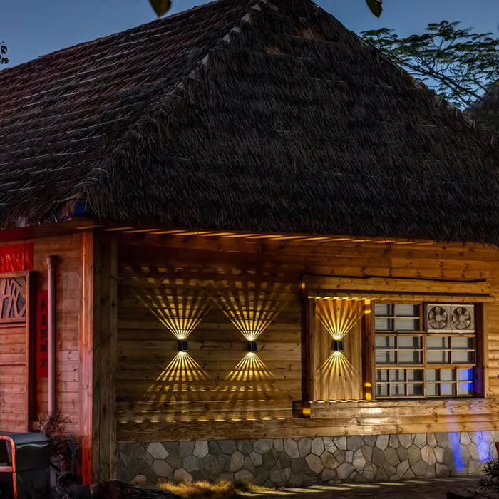 Vanntett Utelampe med Solenergi